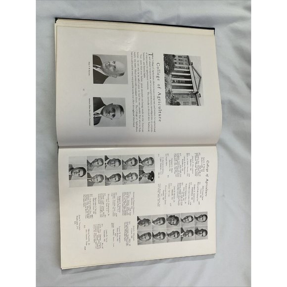 Terrapin 1944 University of Maryland Yearbook ~ Good - Picture 13 of 15